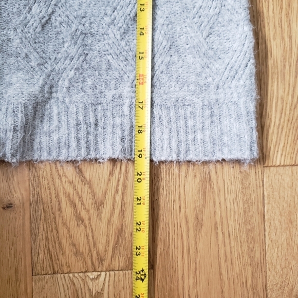 BKE Grey Quarter Zip Mock Neck Eyelash Sweater size Xtra Small - Picture 6 of 9